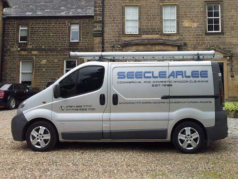 Seeclearlee Commercial & Domestic Window Cleaning photo